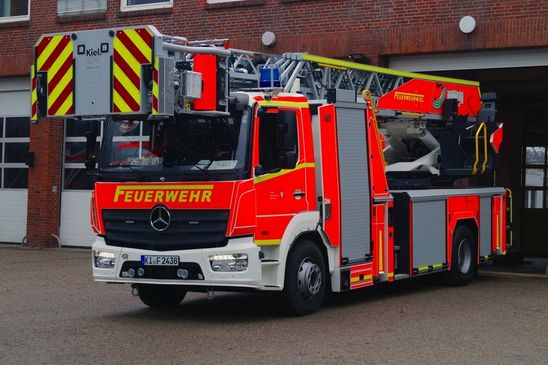 DLK 23/12 Florian Kiel 20-32-01 BF - Ostfeuerwache